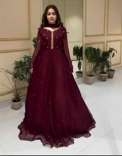 Zareen Long Maxi With Lace Work Dupatta 3 Peice